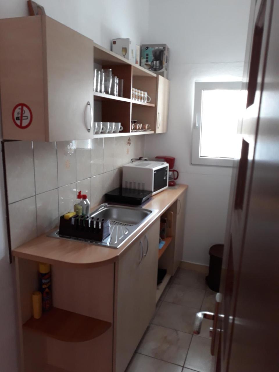 Vila Arjana Orşova Buitenkant foto